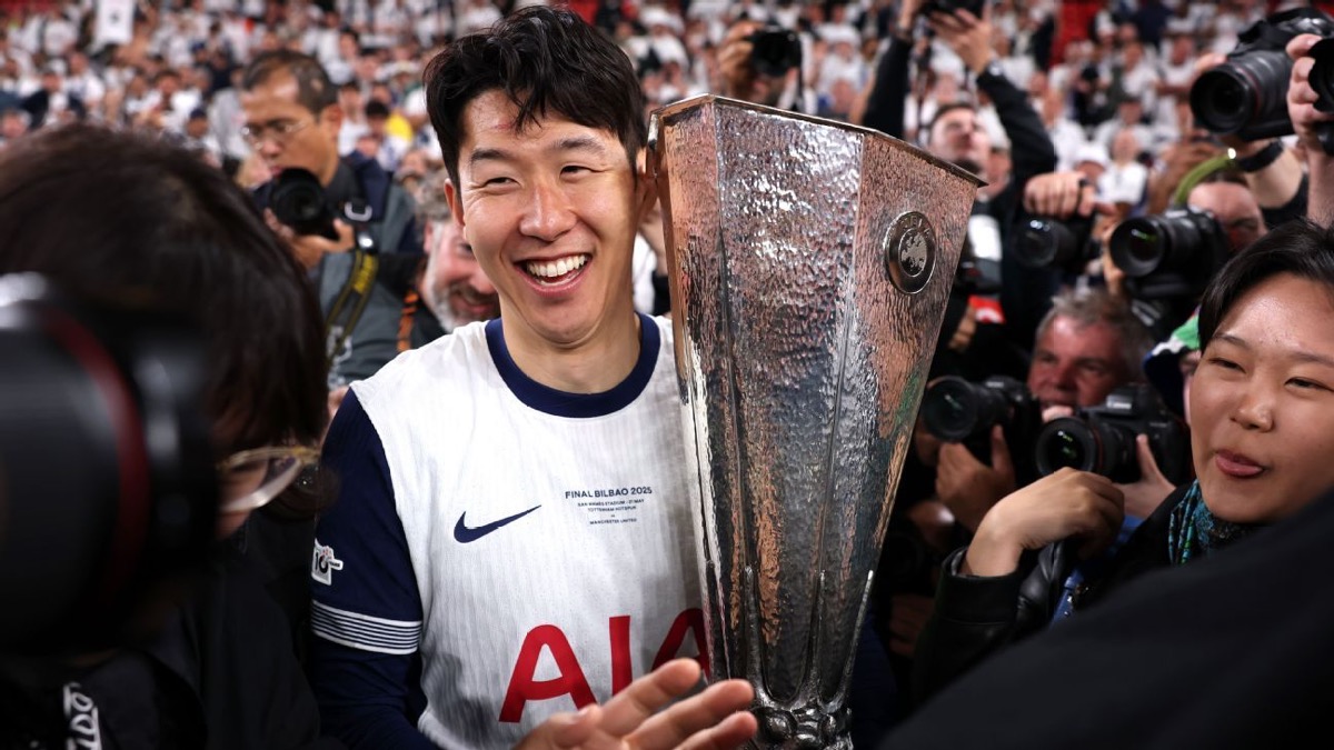 孙兴慜71分钟精华登场:LAFC西部第一,擦肩而过的韩国内战