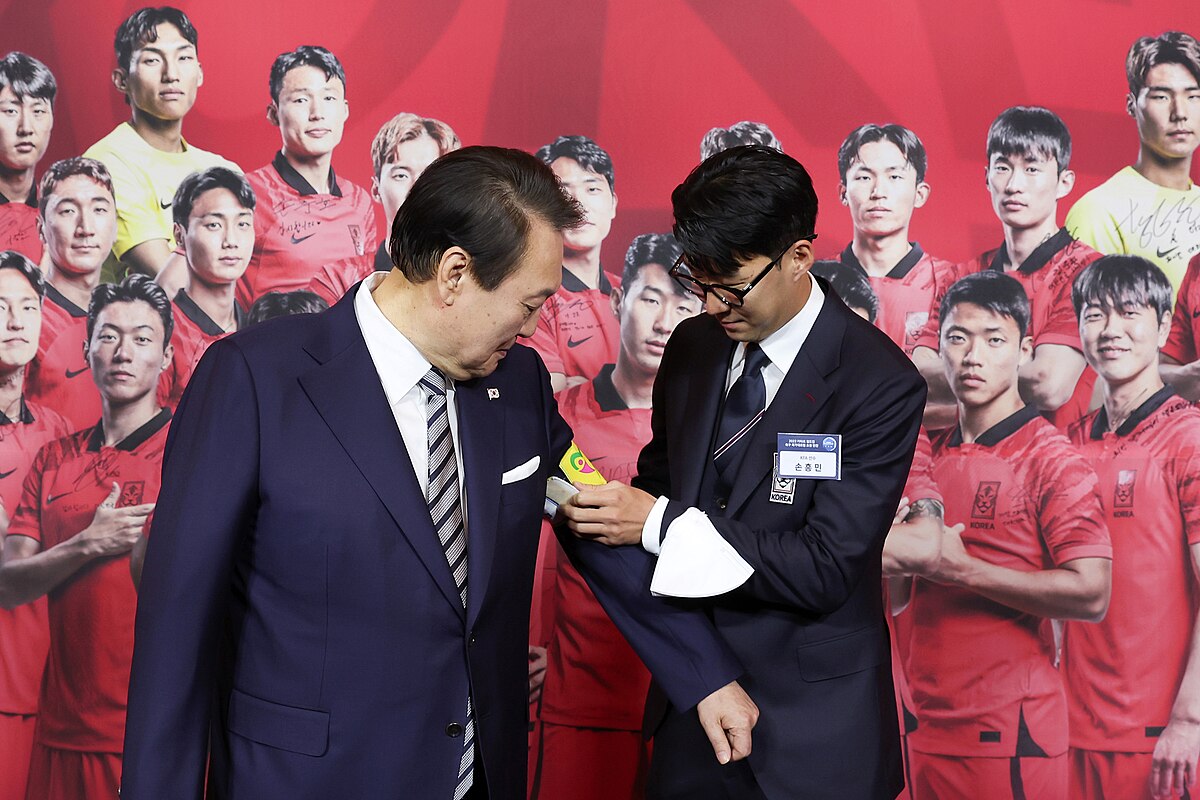 孙兴慜vs亚洲足球传奇:朴智星、中田英寿、孙继海对比